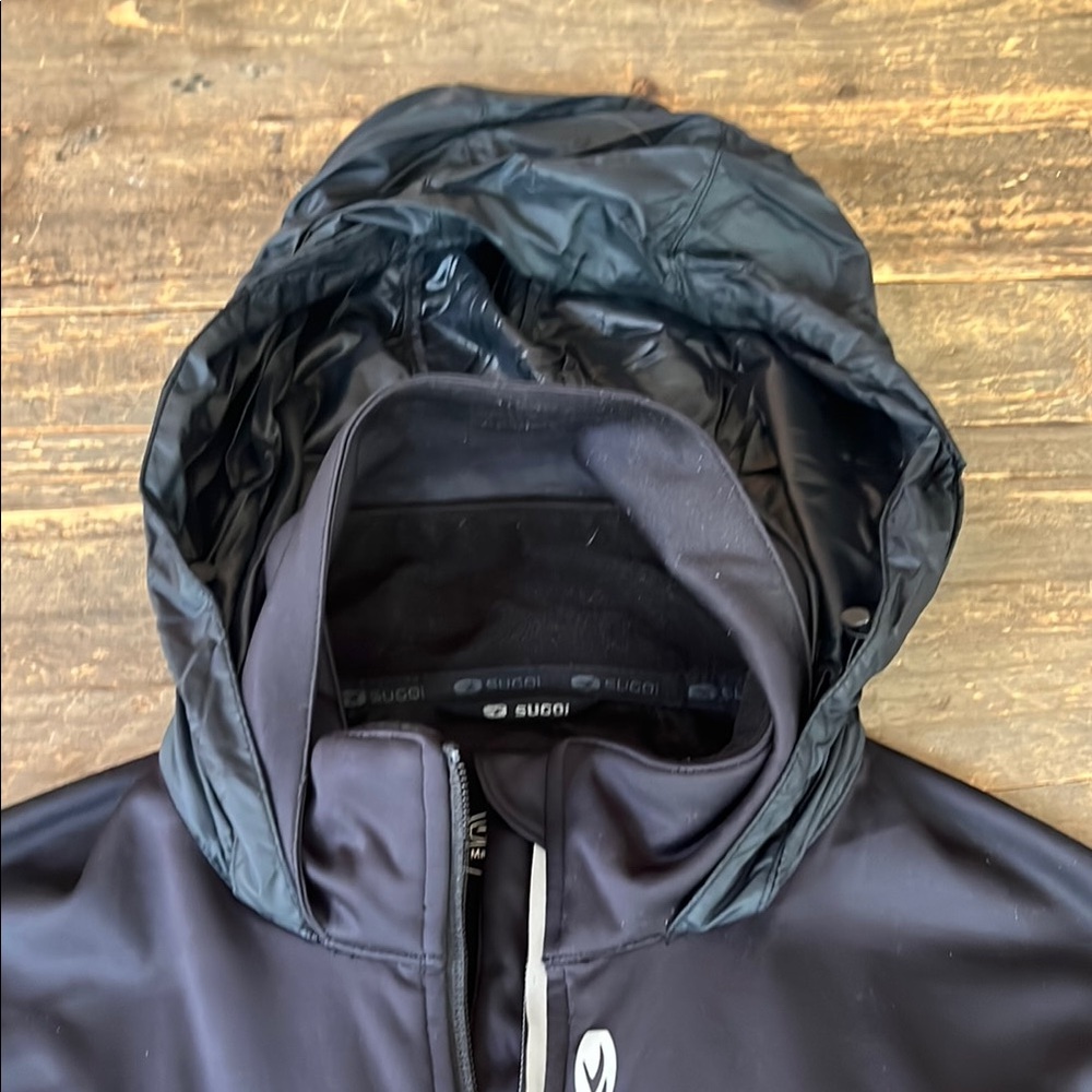 Sugoi Black Performance Jacket With Reflective Ac… - image 4